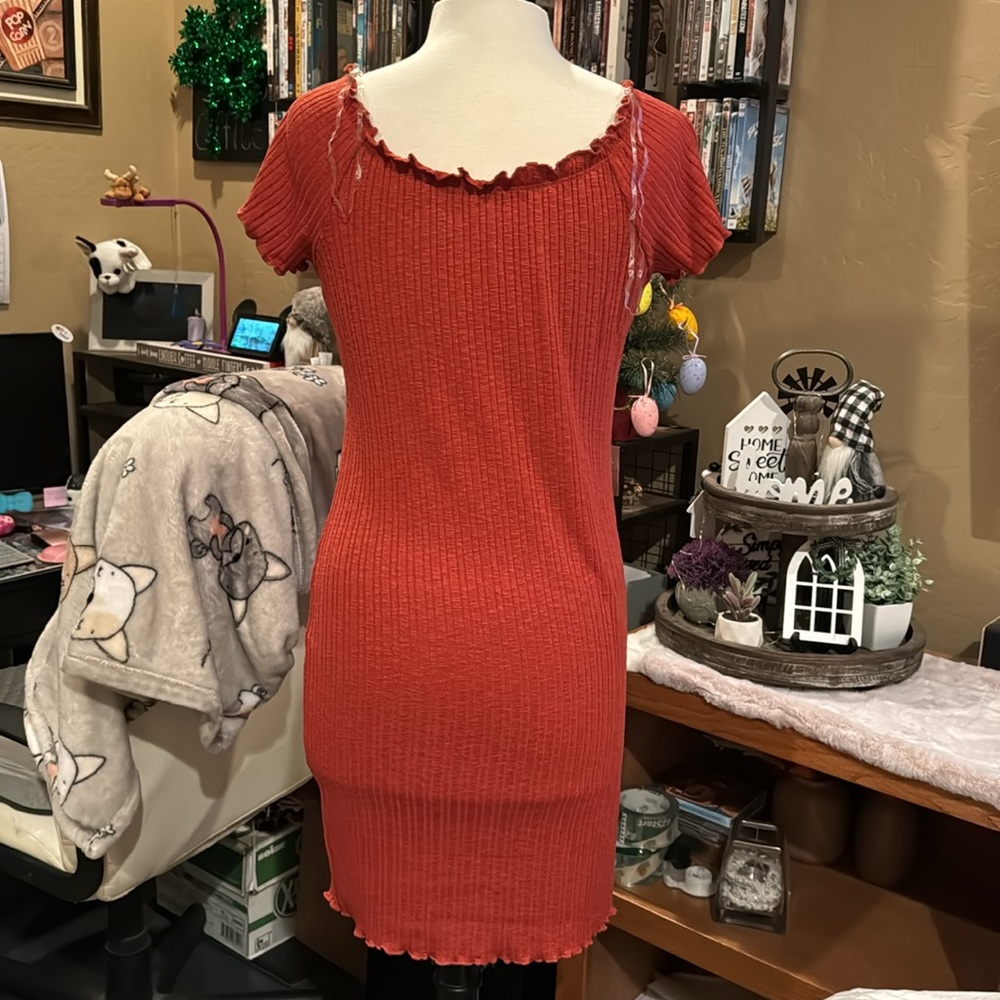 No Boundaries dress - Picture 2 of 5